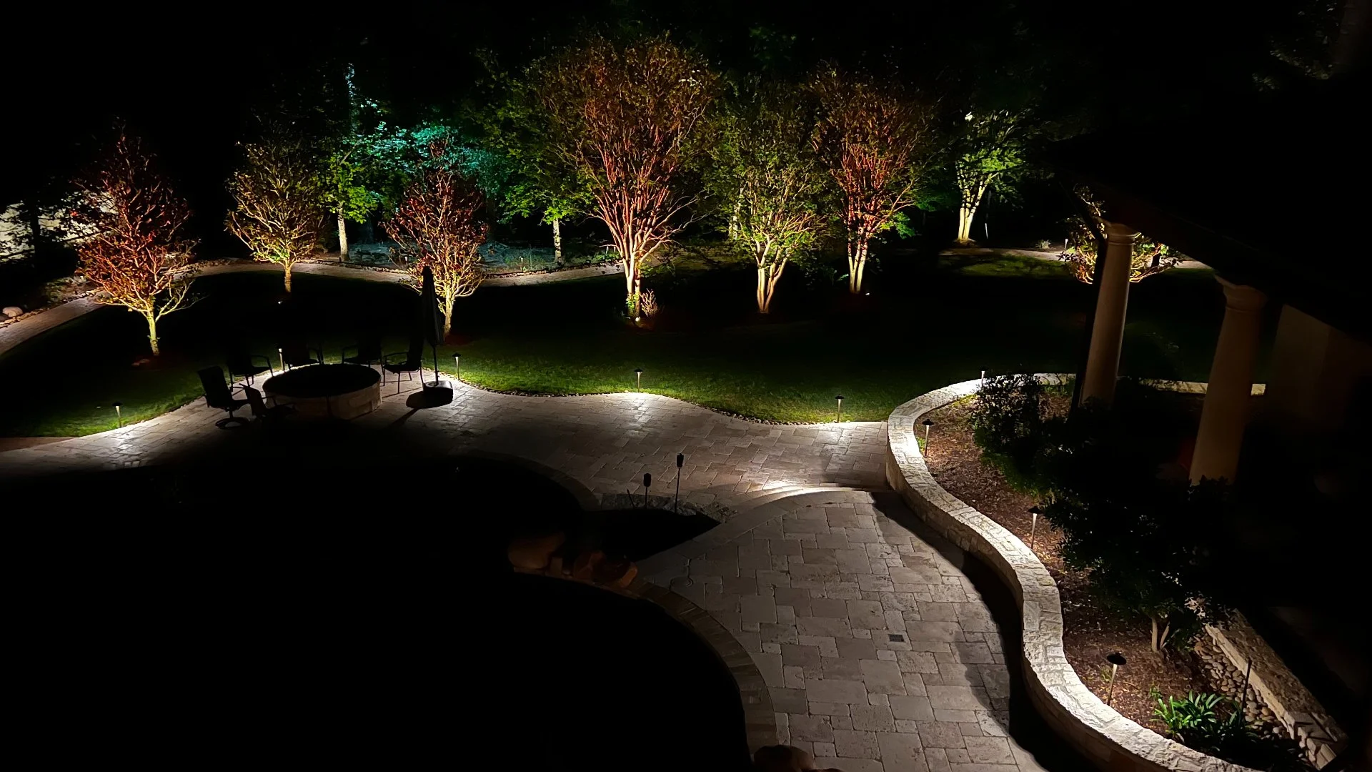 LED Color Temperatures - Which One Is Best for Landscape Lighting?