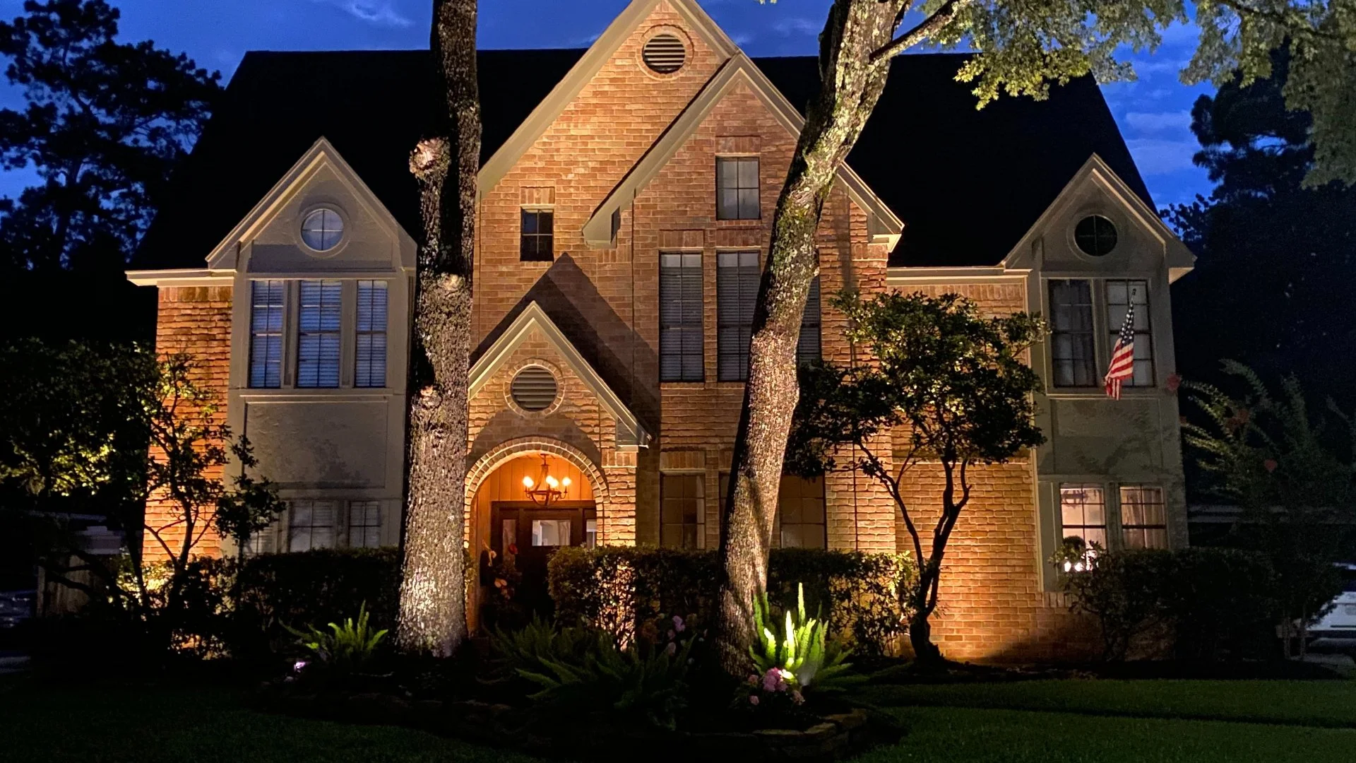 Landscape Lighting 101 - Save Yourself Money & Headaches With These Tips!